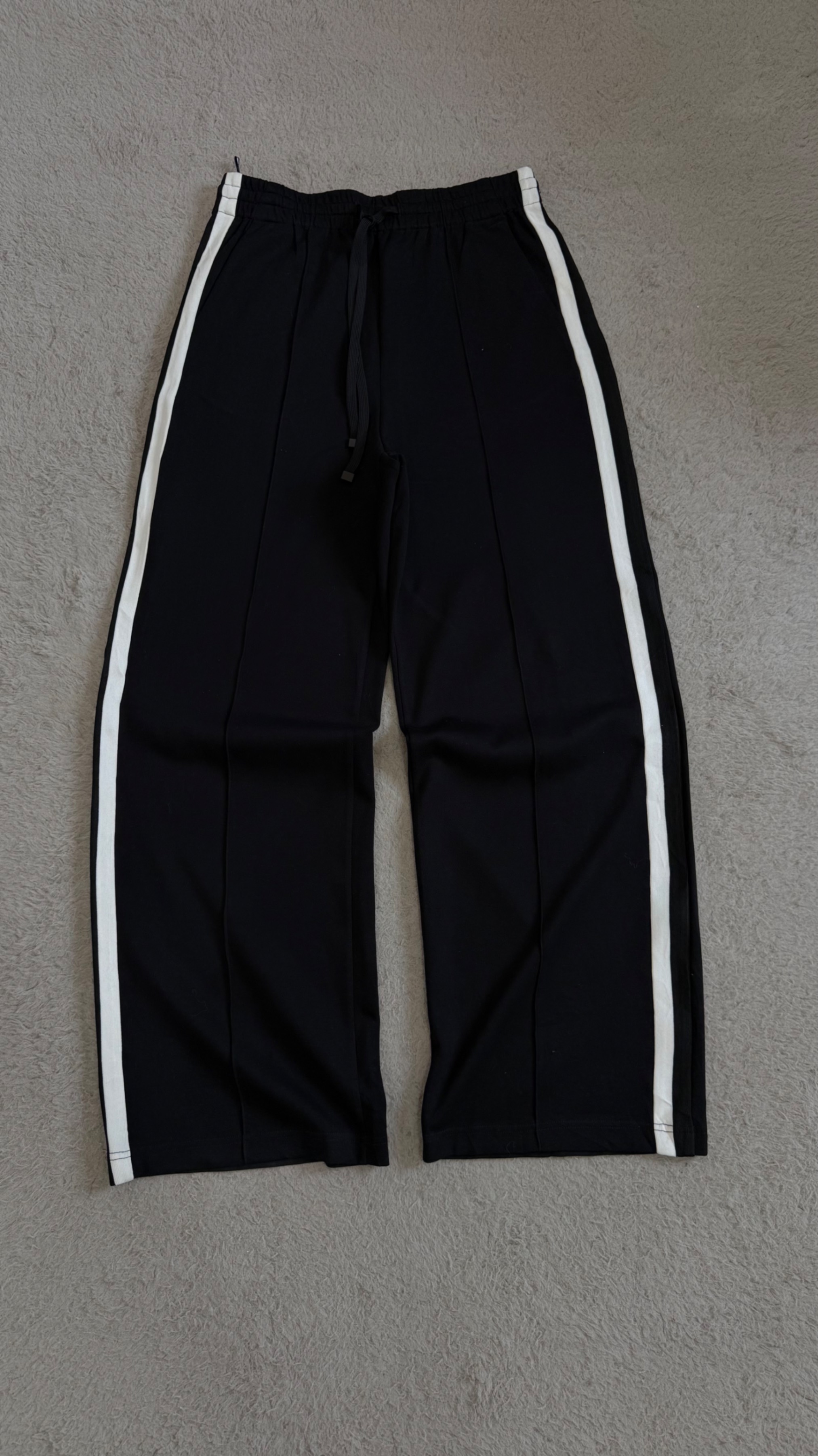 Straightleg sweatpant a medium/large