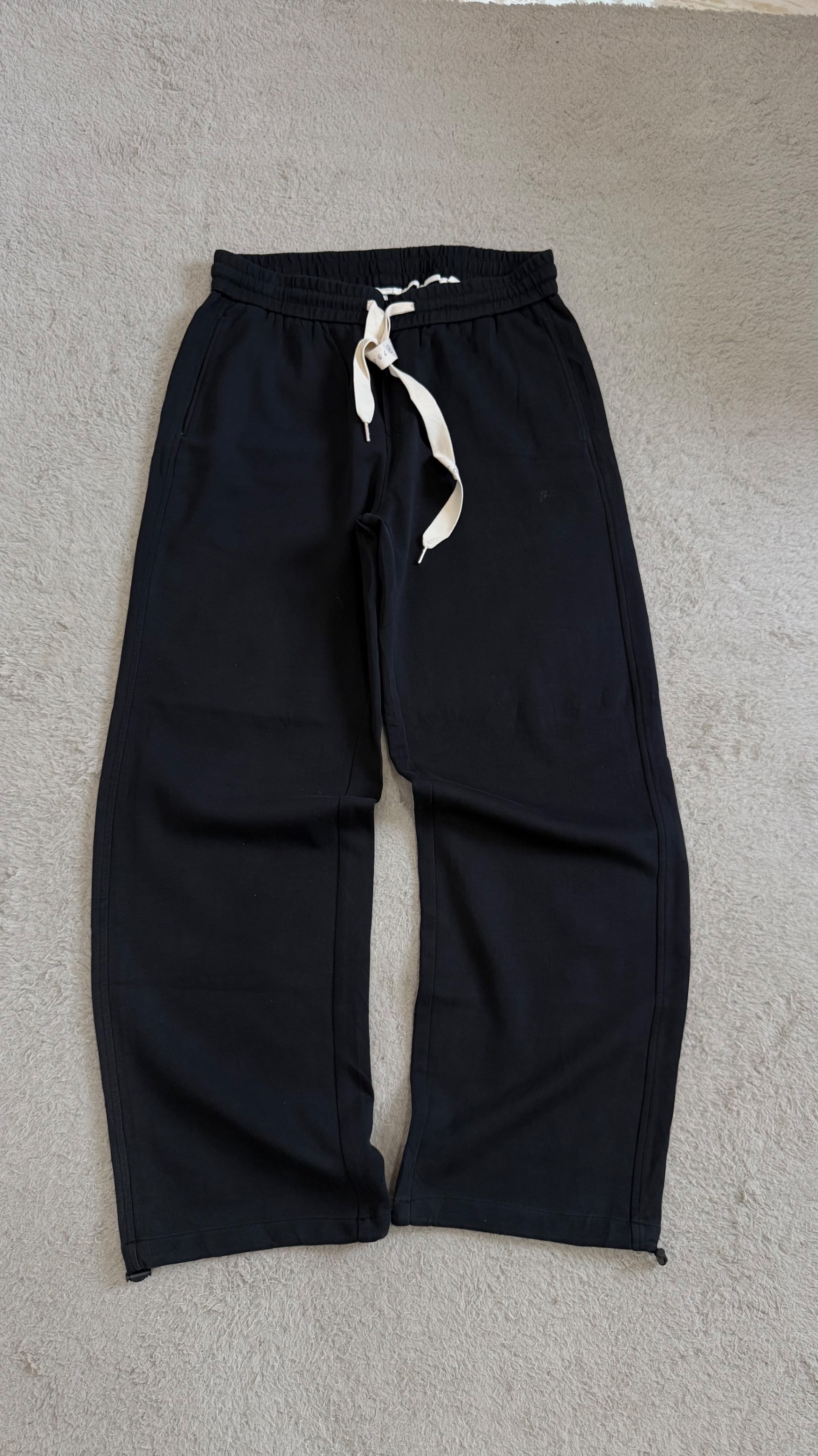 Straightleg sweatpant - large- xxl