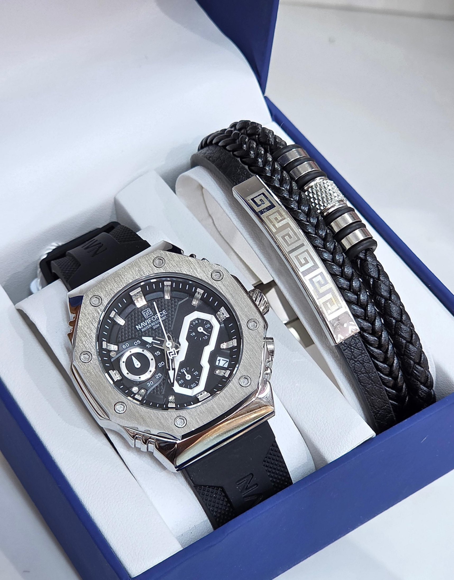 Naviforce Watch and Bracelet Set for Men
