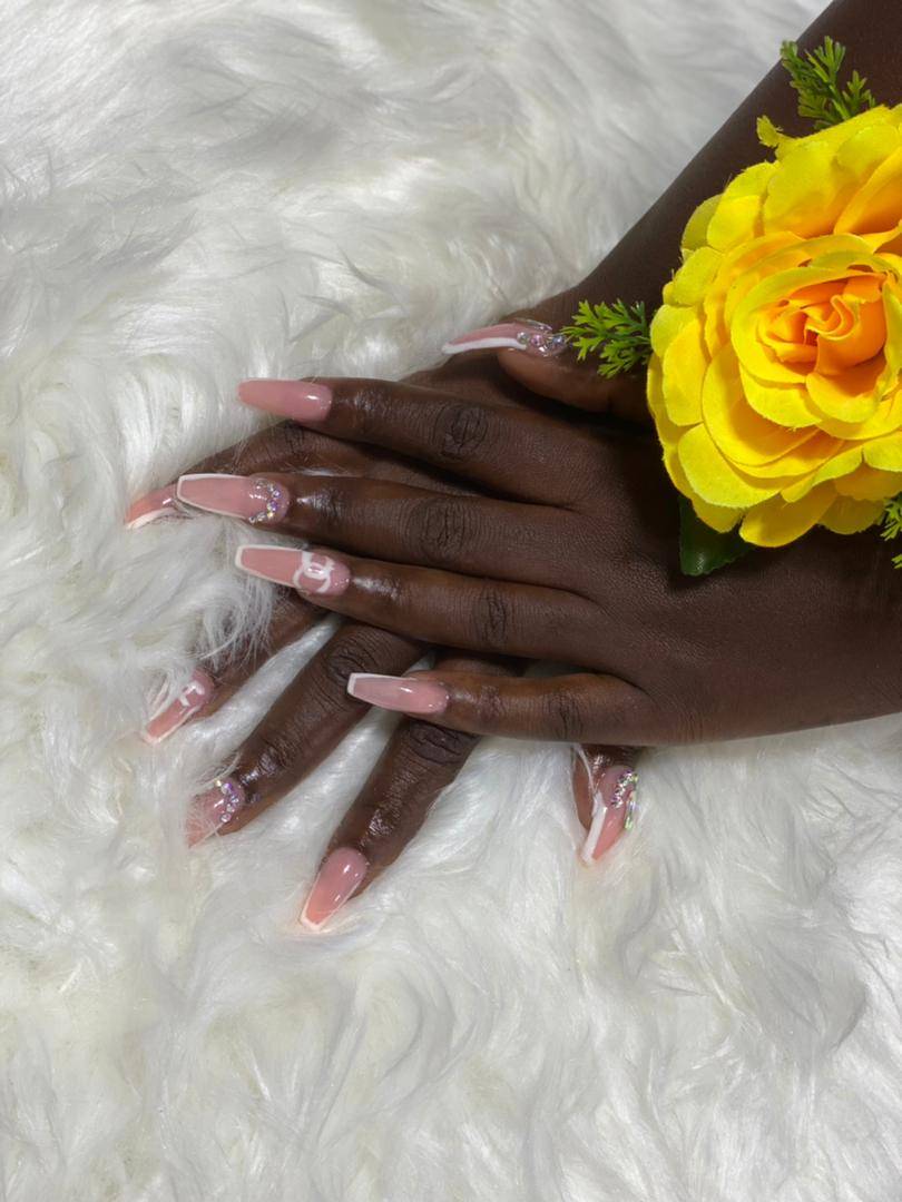 Nail extension