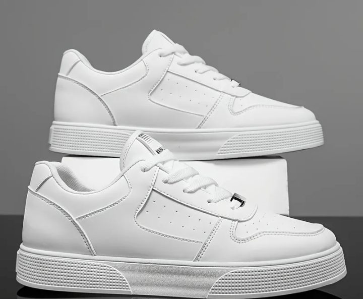All White Casual sneakers