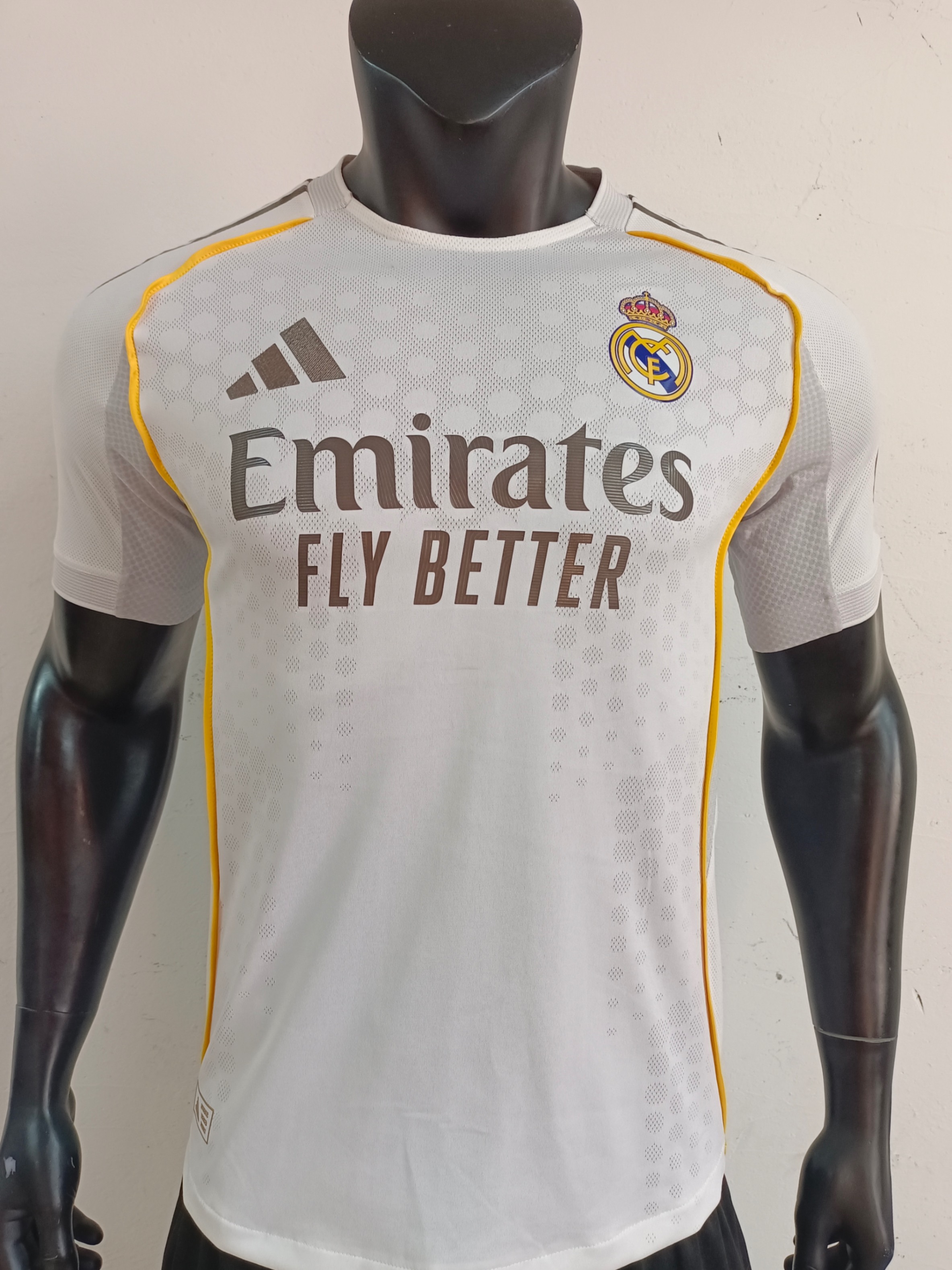 Real Madrid Home 25/26 -Player Version