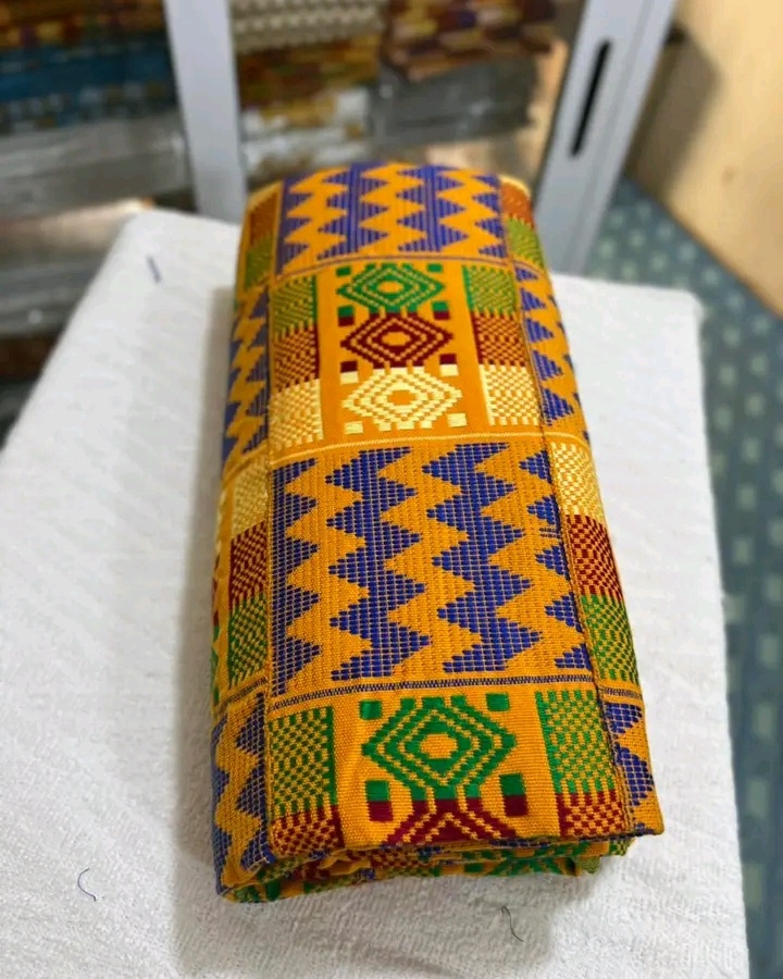 Men Traditional Handwoven Kente Cloth